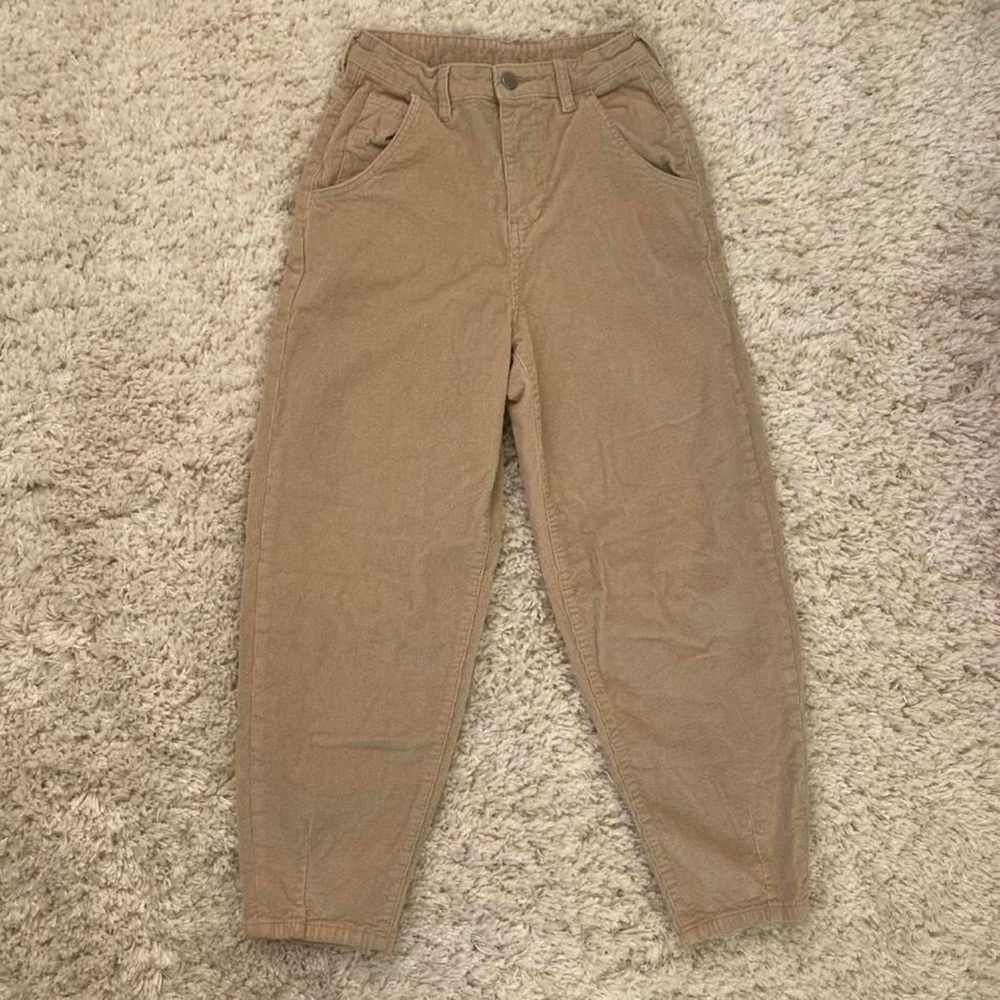 Vintage corduroy pants 🤎